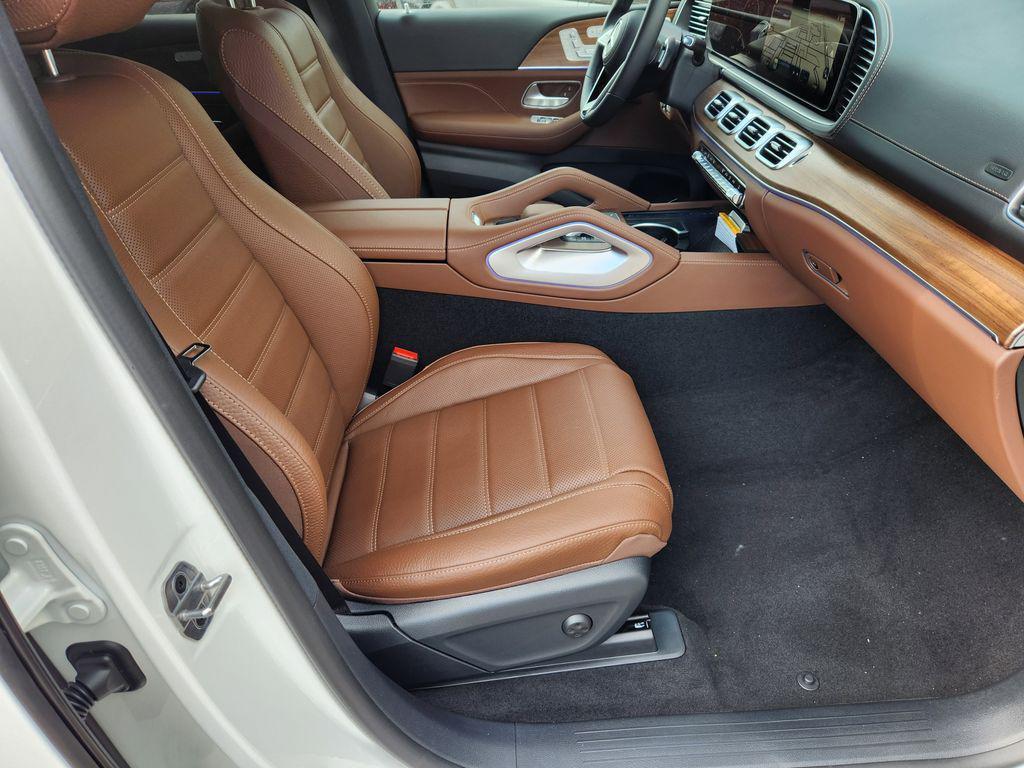 new 2026 Mercedes-Benz GLE 450 car, priced at $85,100