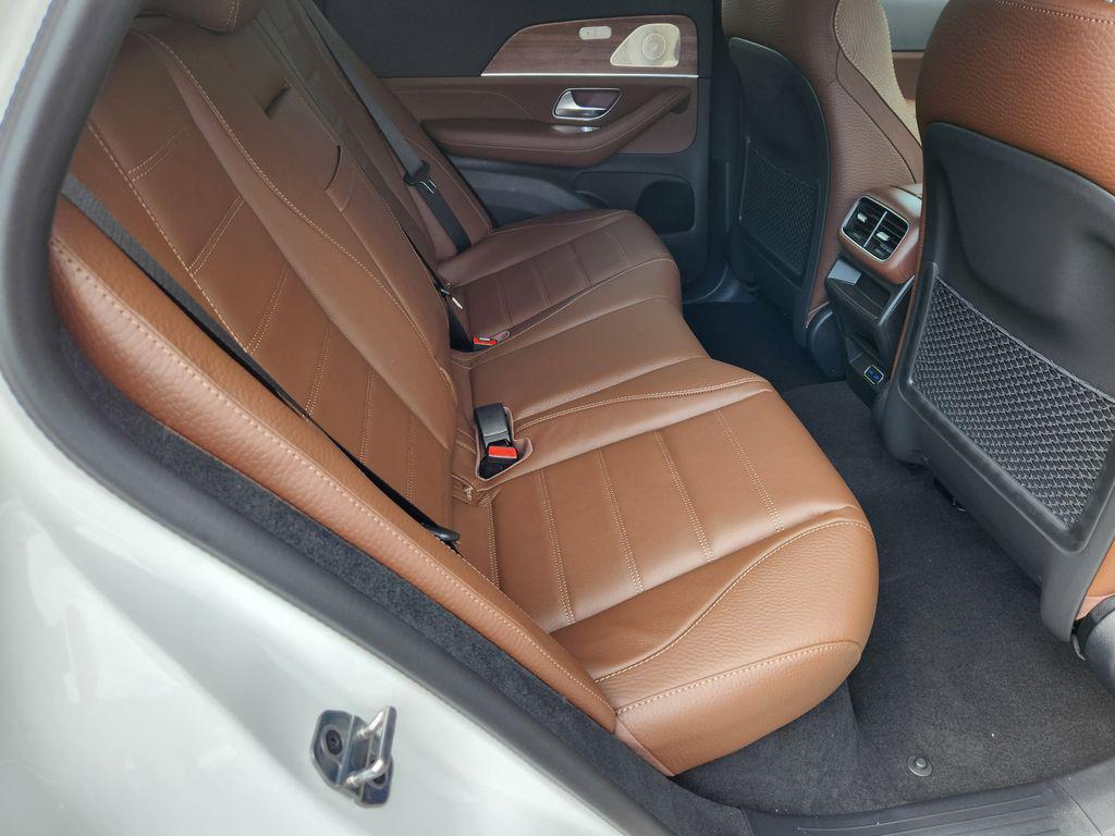new 2026 Mercedes-Benz GLE 450 car, priced at $85,699