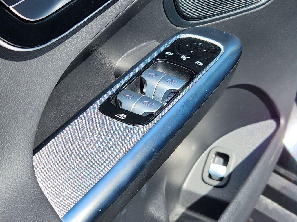 used 2025 Mercedes-Benz GLC 300 car, priced at $45,500