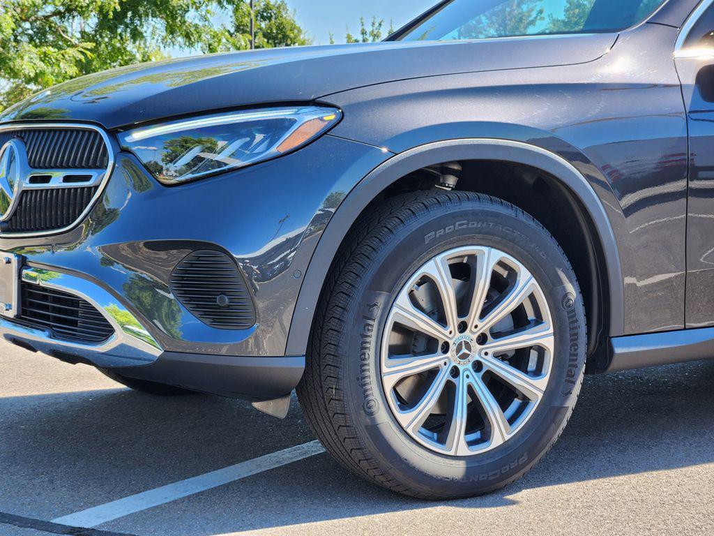 used 2025 Mercedes-Benz GLC 300 car, priced at $45,500
