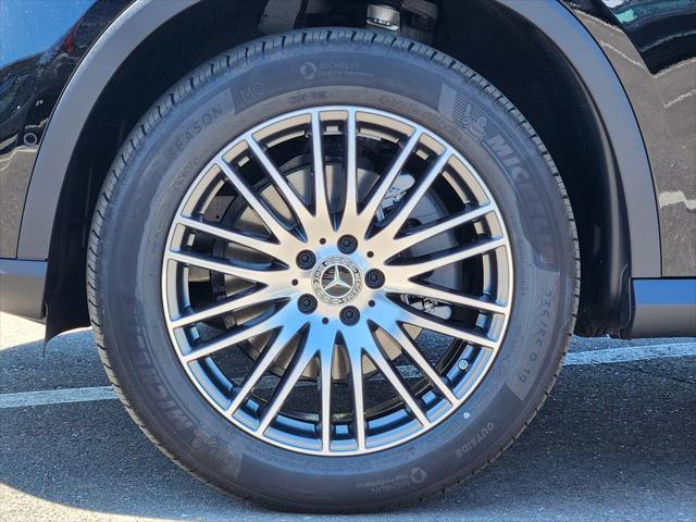 used 2025 Mercedes-Benz GLC 300 car, priced at $46,999