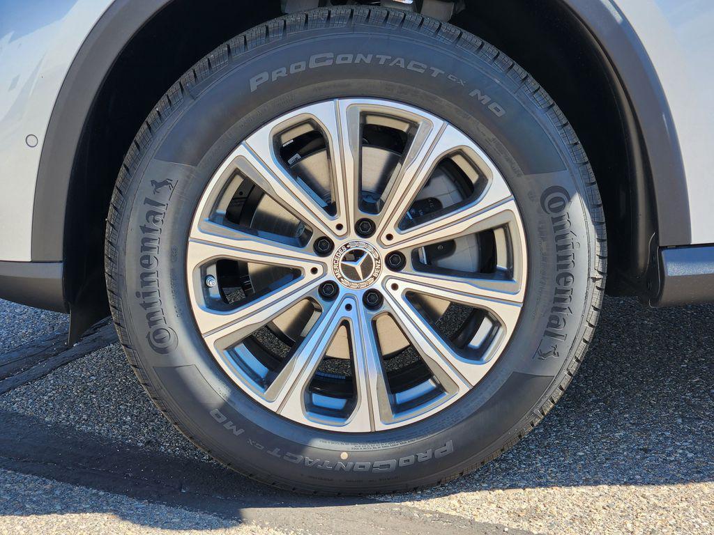 new 2026 Mercedes-Benz GLC 300 car, priced at $58,484
