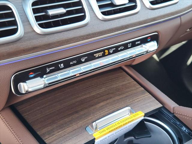 new 2025 Mercedes-Benz GLS 580 car, priced at $120,855