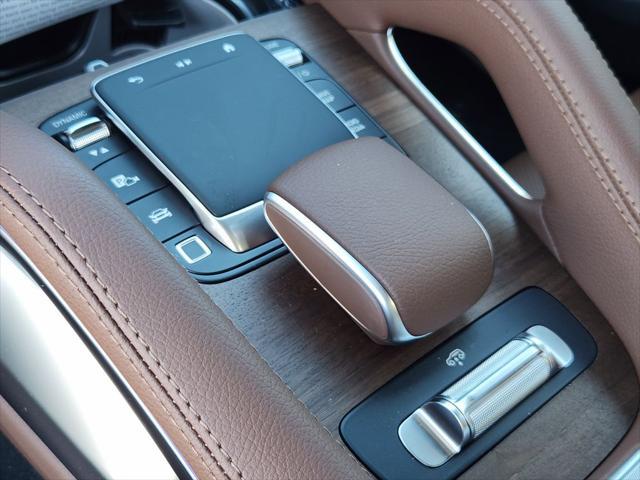 new 2025 Mercedes-Benz GLS 580 car, priced at $120,855