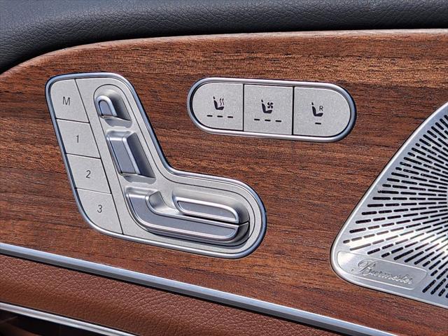 new 2025 Mercedes-Benz GLS 580 car, priced at $120,855
