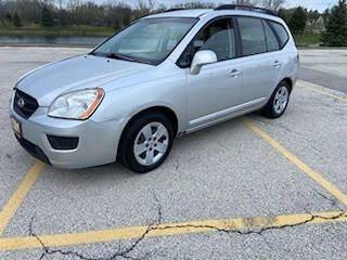 used 2009 Kia Rondo car, priced at $3,495