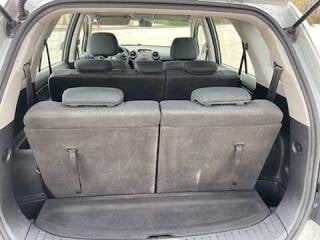 used 2009 Kia Rondo car, priced at $3,495