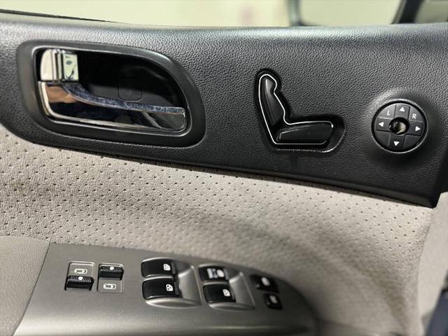 used 2007 Hyundai Entourage car, priced at $4,995