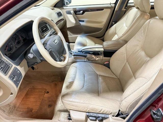 used 2002 Volvo V70 car, priced at $3,995