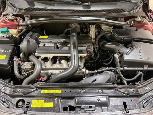used 2002 Volvo V70 car, priced at $3,995