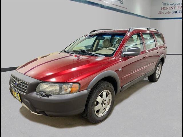 used 2002 Volvo V70 car, priced at $3,995