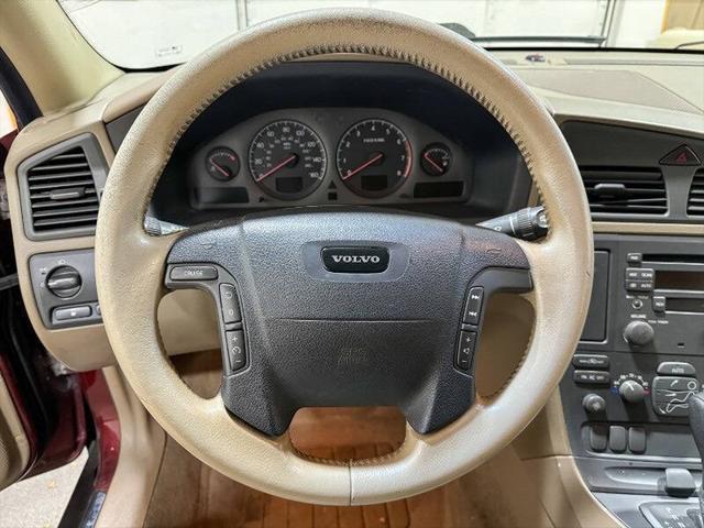 used 2002 Volvo V70 car, priced at $3,995