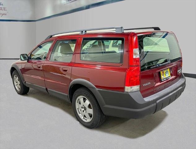 used 2002 Volvo V70 car, priced at $3,995