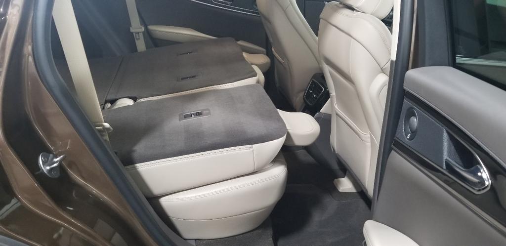 used 2022 Lincoln Nautilus car, priced at $37,797