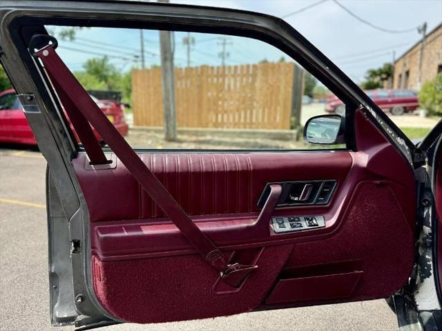 used 1990 Oldsmobile Cutlass Supreme car, priced at $5,495