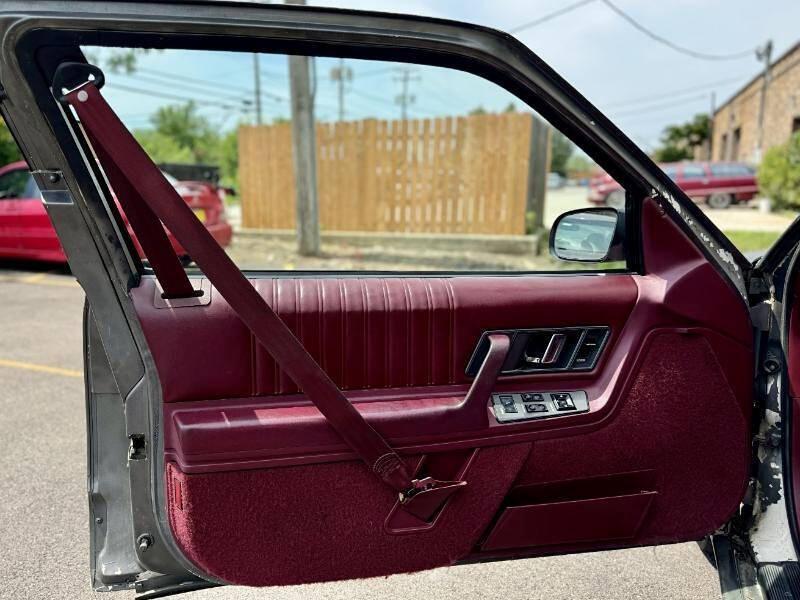used 1990 Oldsmobile Cutlass Supreme car, priced at $5,495