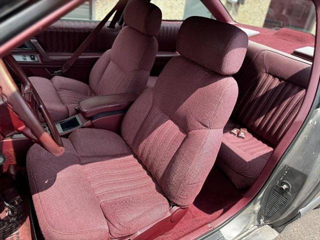 used 1990 Oldsmobile Cutlass Supreme car, priced at $5,495