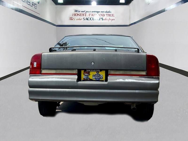used 1990 Oldsmobile Cutlass Supreme car, priced at $5,495