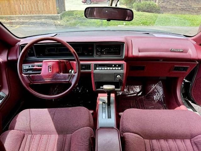 used 1990 Oldsmobile Cutlass Supreme car, priced at $5,495