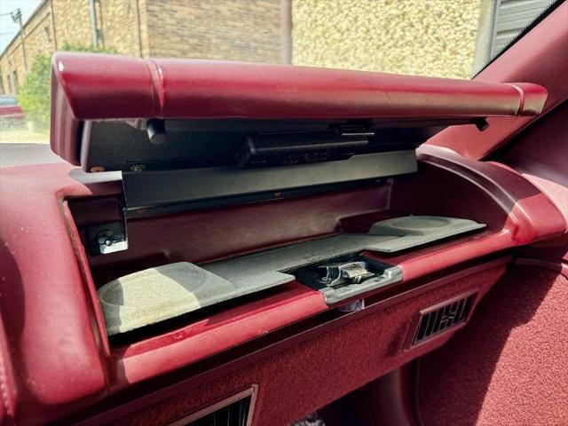 used 1990 Oldsmobile Cutlass Supreme car, priced at $5,495