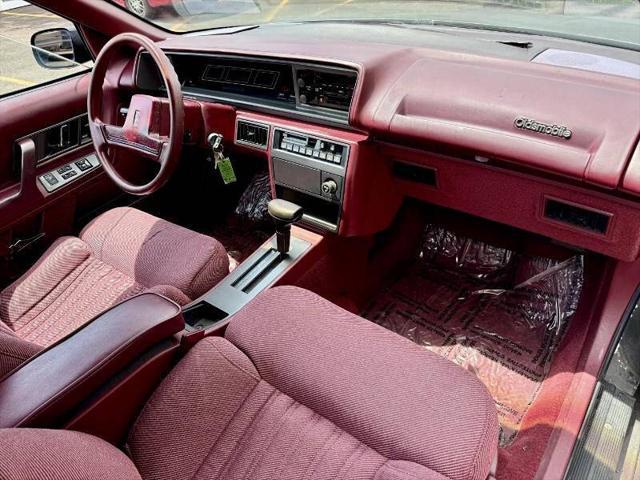 used 1990 Oldsmobile Cutlass Supreme car, priced at $5,495
