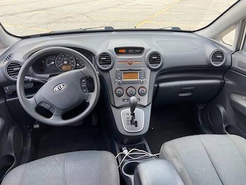 used 2009 Kia Rondo car, priced at $3,995