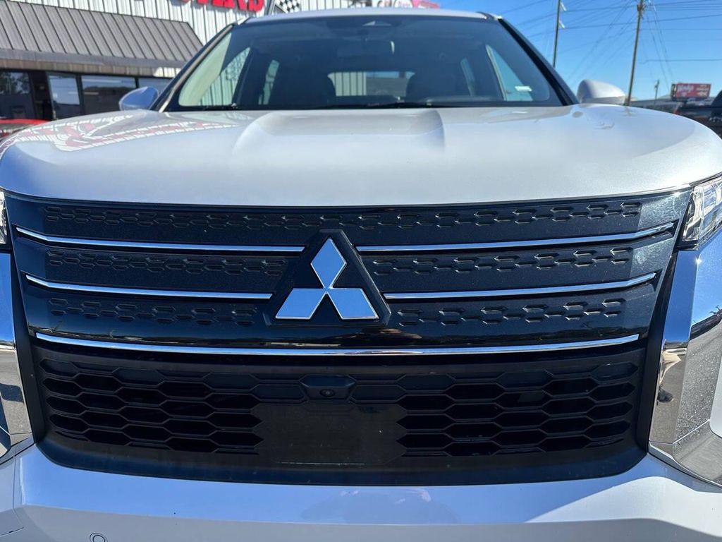 used 2023 Mitsubishi Outlander car, priced at $27,900