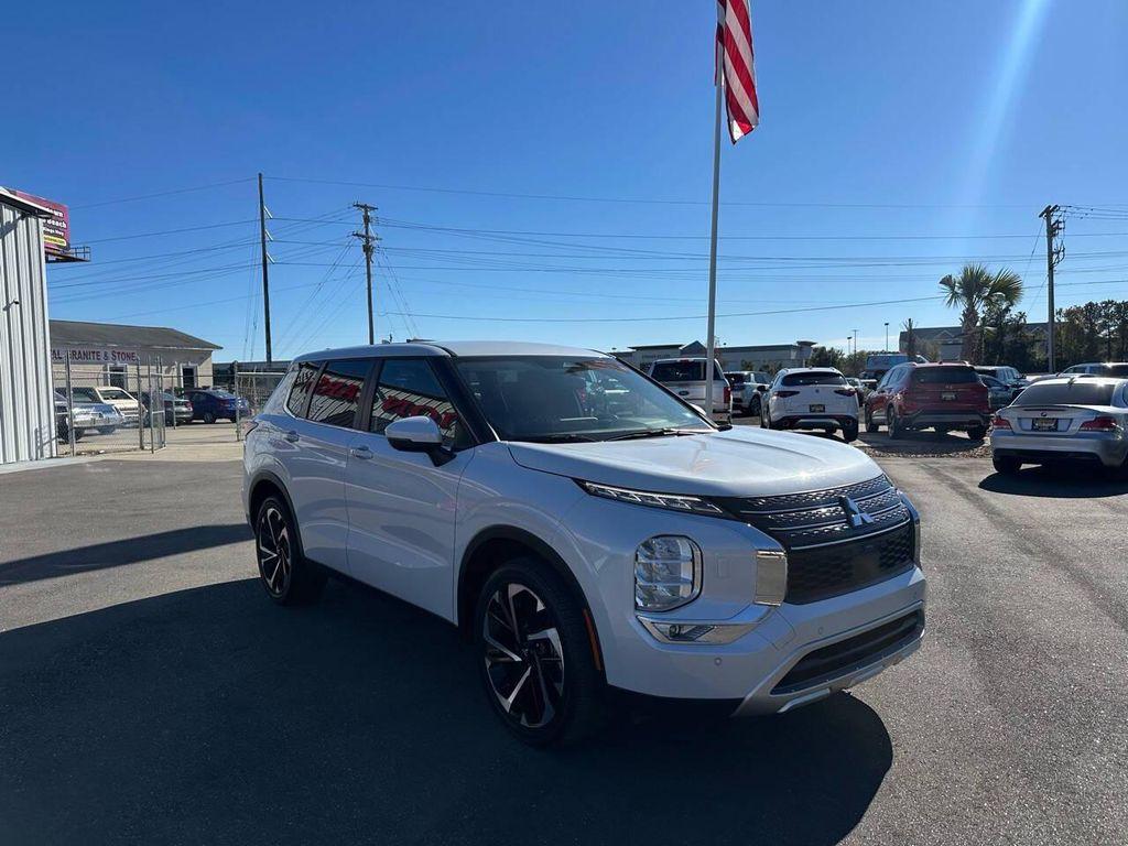 used 2023 Mitsubishi Outlander car, priced at $27,900