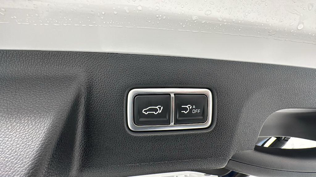 new 2026 Kia Sorento Hybrid car, priced at $40,978