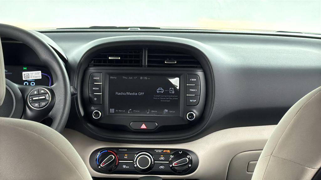 new 2025 Kia Soul car, priced at $19,098