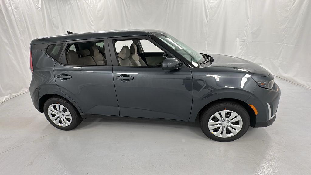 new 2025 Kia Soul car, priced at $19,098