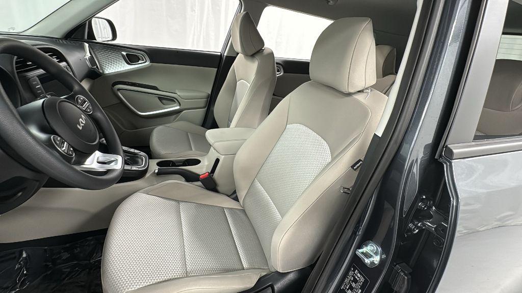 new 2025 Kia Soul car, priced at $19,098