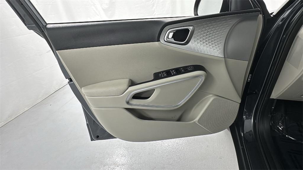 new 2025 Kia Soul car, priced at $20,490
