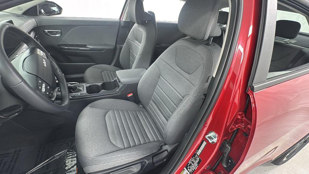 new 2025 Kia K4 car, priced at $21,798