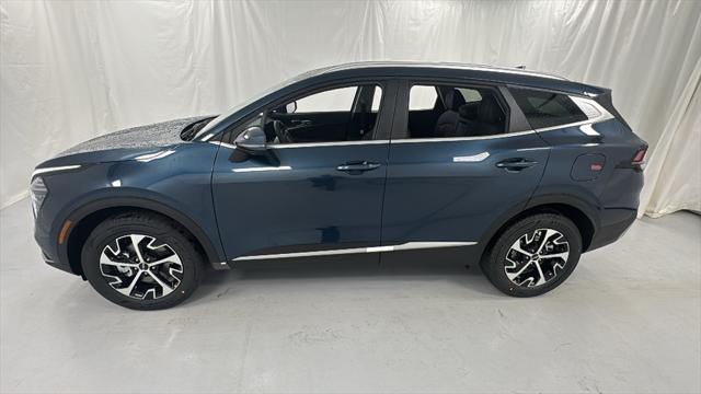 new 2025 Kia Sportage Hybrid car, priced at $28,538