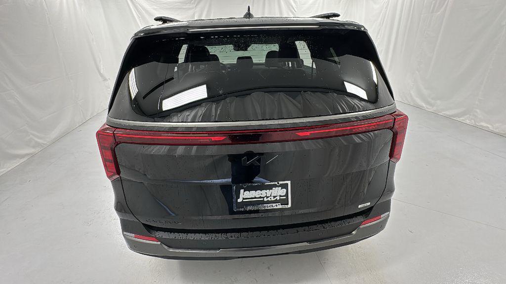 new 2026 Kia Carnival Hybrid car, priced at $47,048