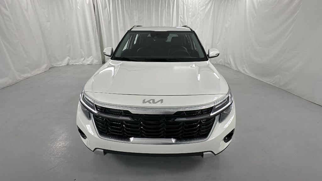 new 2026 Kia Seltos car, priced at $27,278