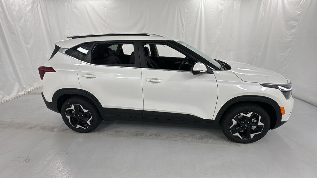 new 2026 Kia Seltos car, priced at $27,278