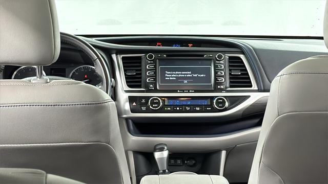 used 2017 Toyota Highlander car, priced at $24,987