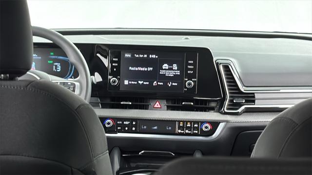 new 2025 Kia Sportage Hybrid car