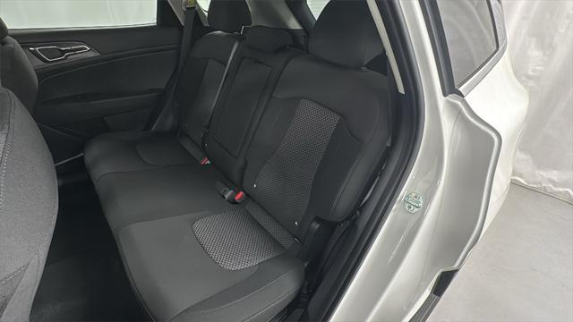 new 2025 Kia Sportage Hybrid car