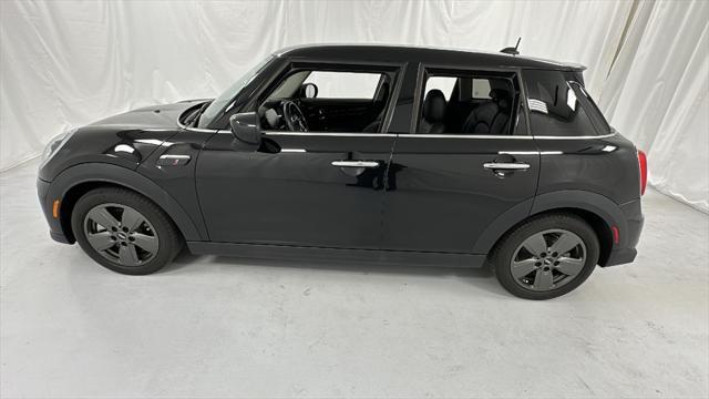 used 2022 MINI Hardtop car, priced at $21,549