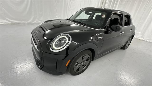 used 2022 MINI Hardtop car, priced at $21,549