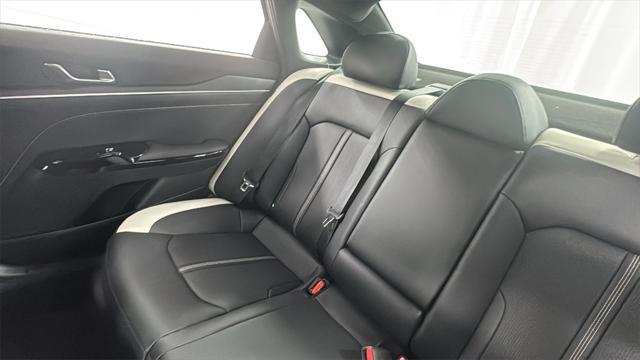 new 2025 Kia K5 car, priced at $25,587