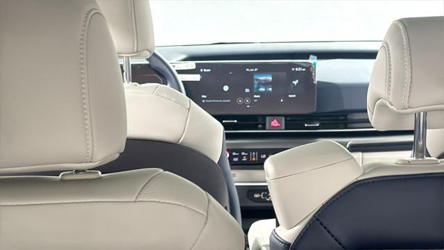 new 2026 Kia Carnival Hybrid car, priced at $44,687