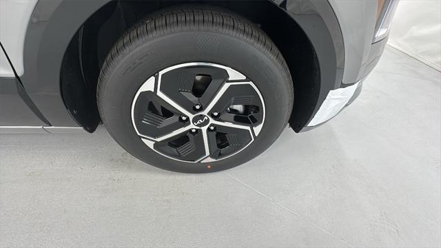 new 2025 Kia Niro car, priced at $28,448