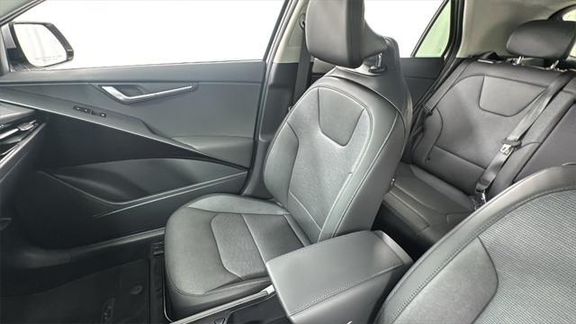 new 2025 Kia Niro car, priced at $28,448