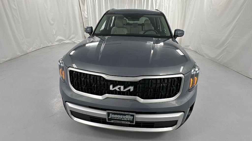 used 2025 Kia Telluride car, priced at $39,785