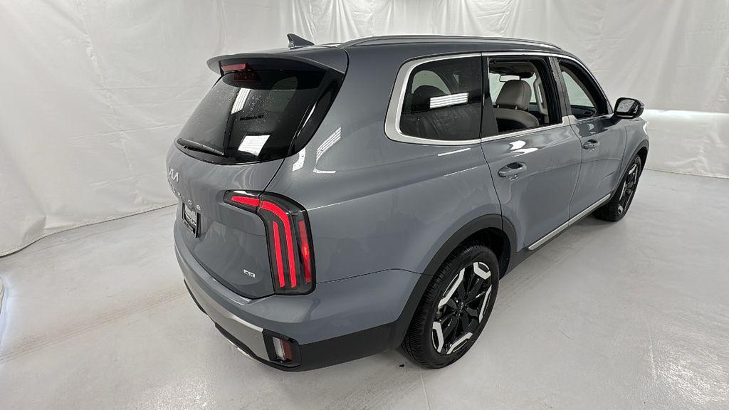 used 2025 Kia Telluride car, priced at $39,785