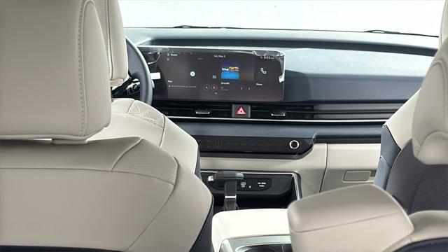 new 2025 Kia Carnival car, priced at $37,148